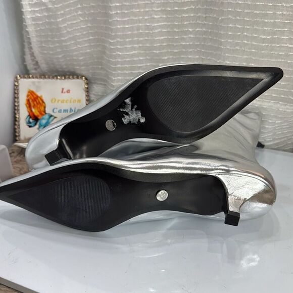 (W2) Zara NWT silver metallic leather ankle boots, size 39/8US - Picture 14 of 16